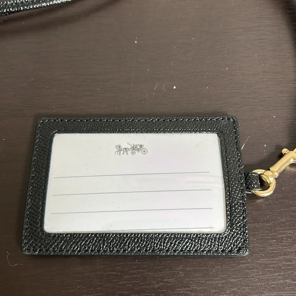 COACH Id Lanyard Black Gold Logo Crossgrain leather Credit Card Slots NEW